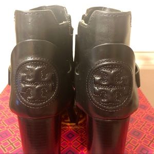 Black Tory Burch Bootie like new!